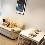 Tee Sweetlux Apartment In Canning Town
